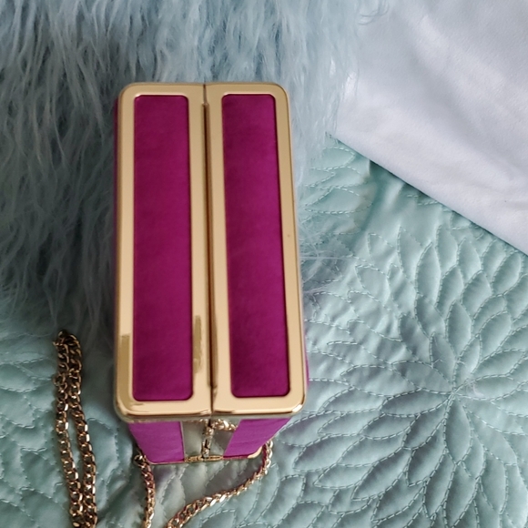 PINEAPPLE CLUTCH/SHOULDER PURSE - Picture 9 of 14